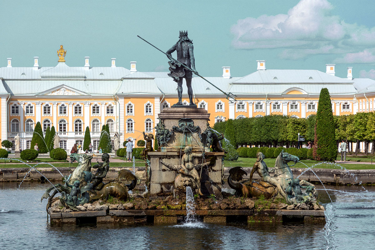 Autumn Festival of Fountains at Peterhof